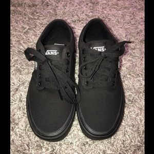 NWOT Vans Authentic Skate Shoes